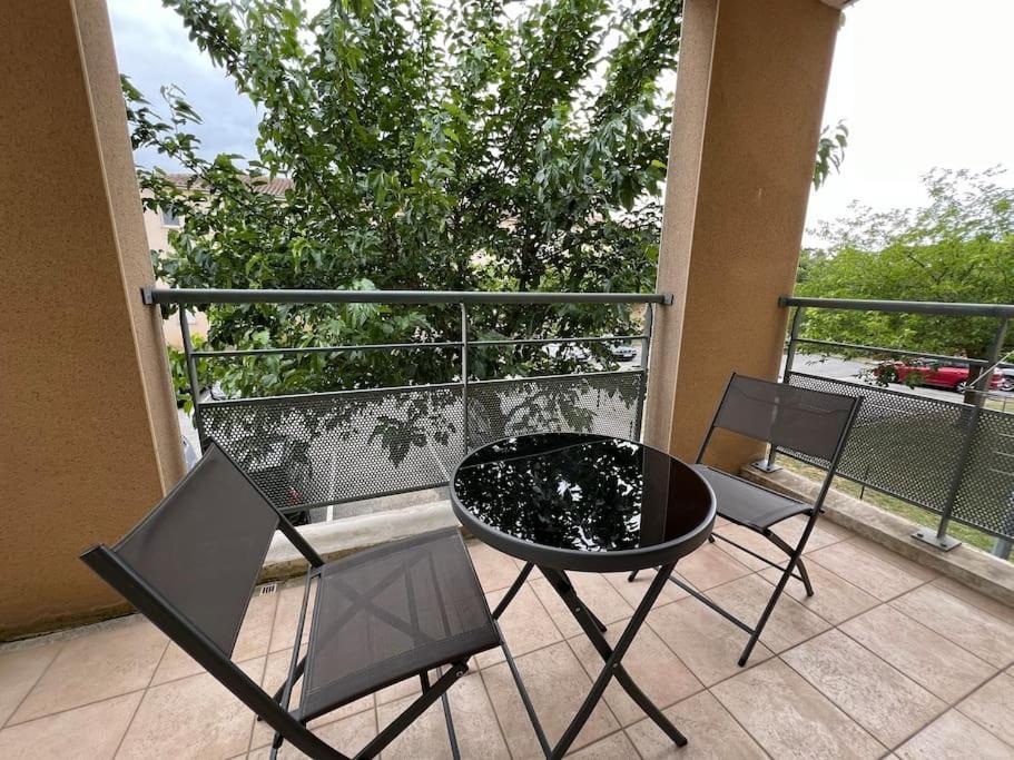 T2 Calme Et Paisible Parking Apartment การ์กาซอน ภายนอก รูปภาพ